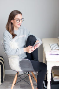 10 Tips to Work From Home (& Be Productive)